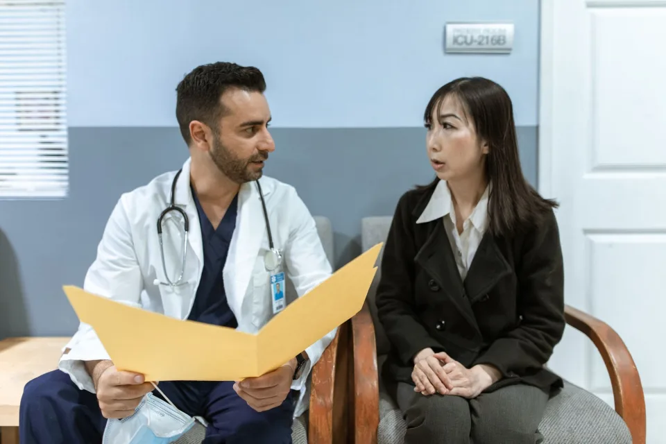 Dụng cụ khám được vệ sinh
